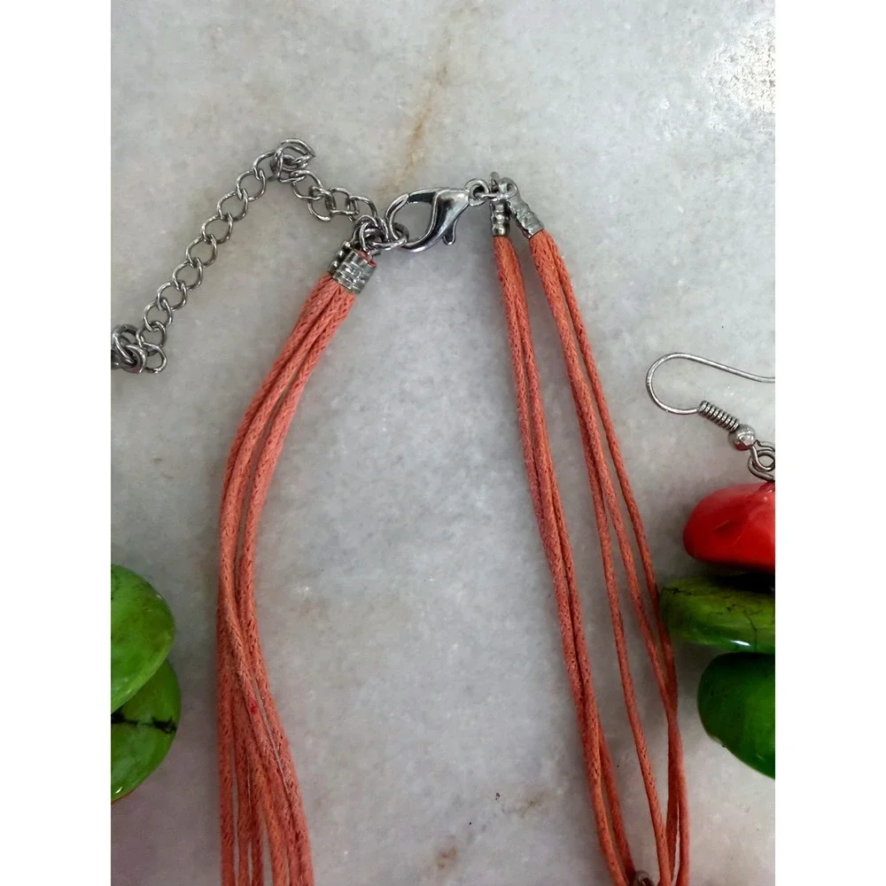 Unbranded bold chunky